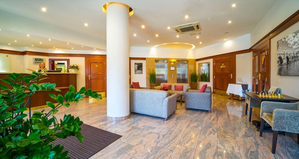 Hotel Plaza - Czech - Czech Leading Praga