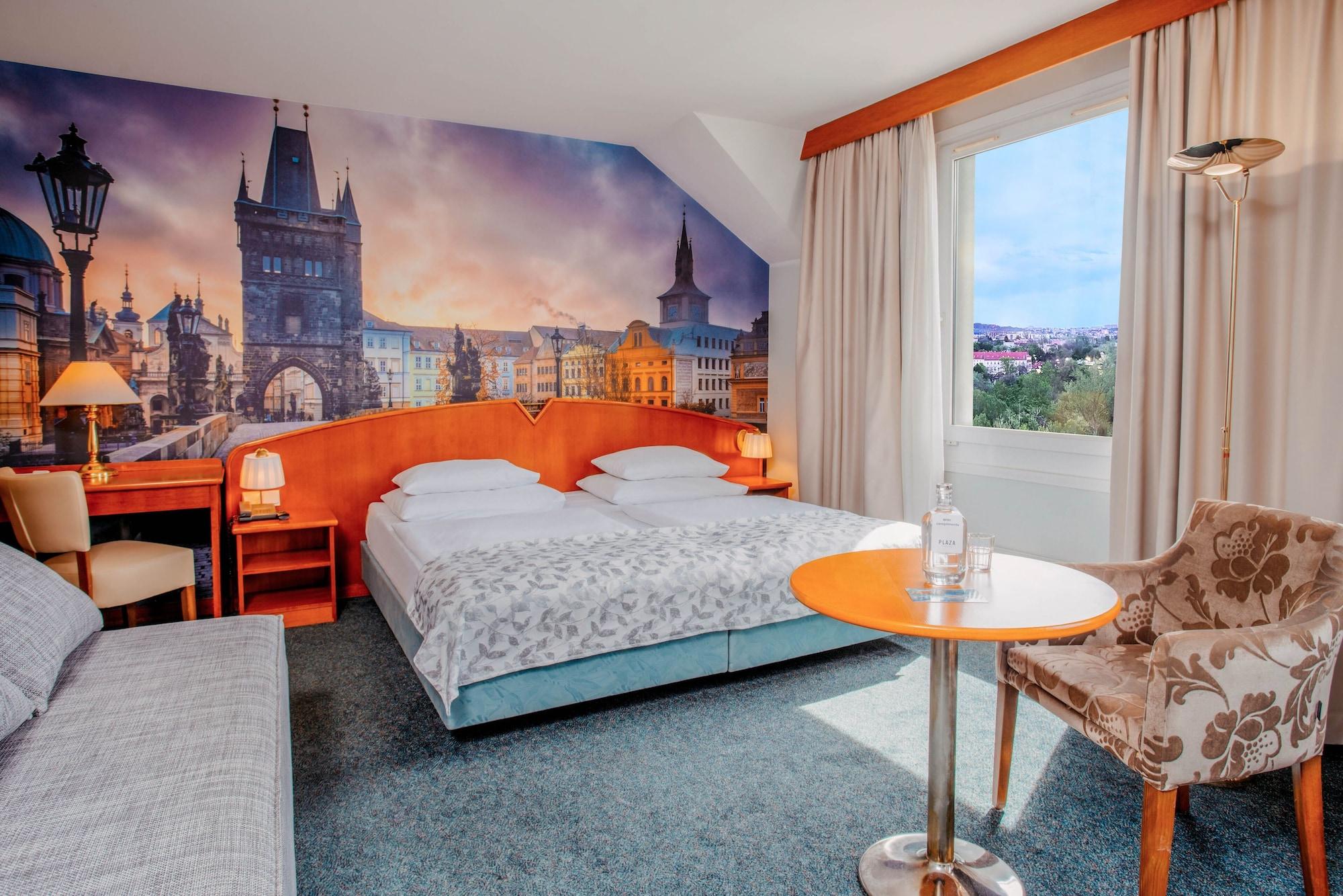 Plaza - Czech - Czech Leading Praga