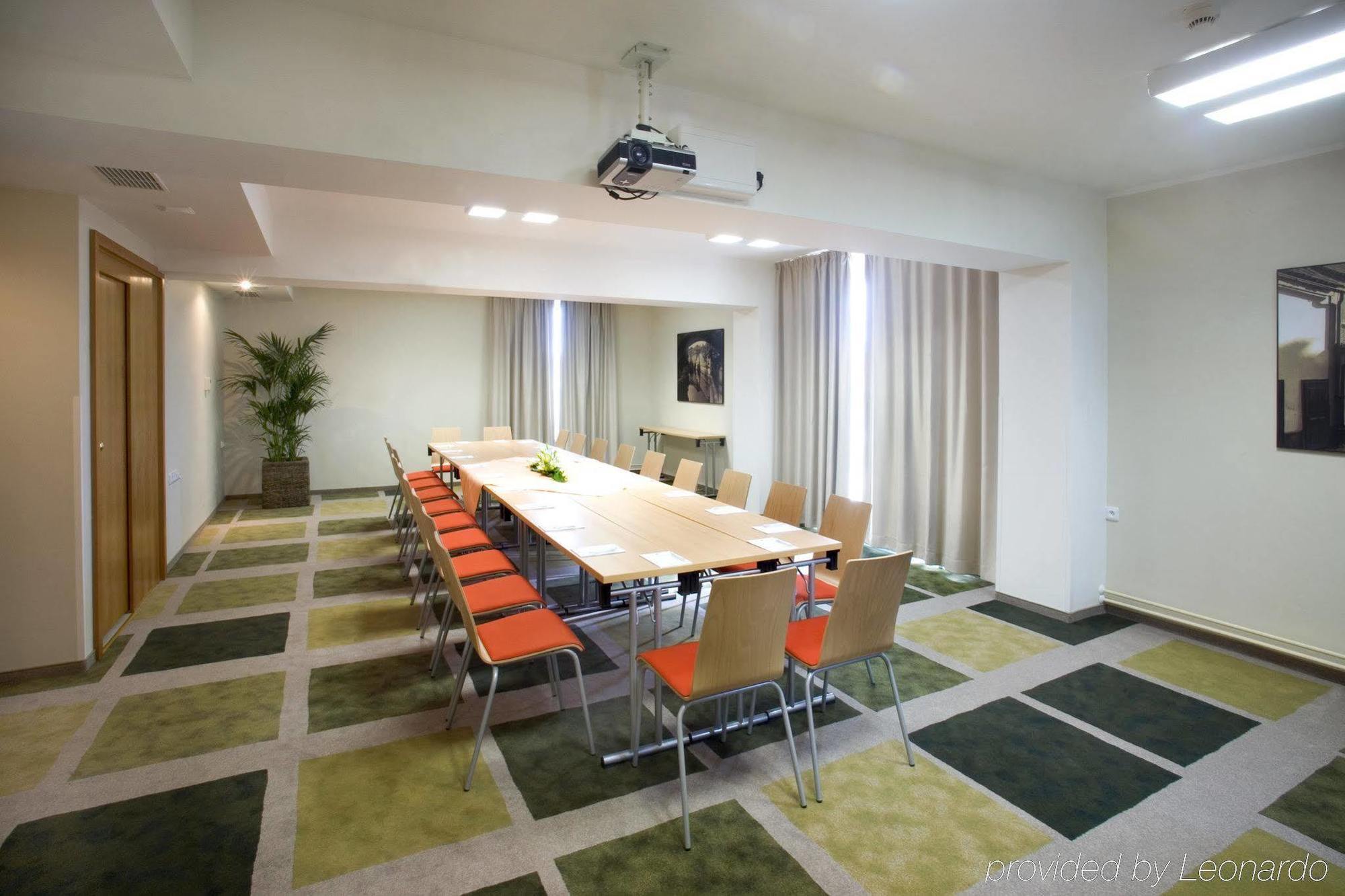 Plaza - Czech - Czech Leading Hotel